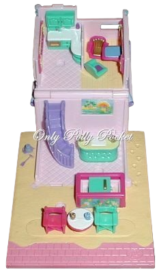 Popular Polly pocket beach cafe